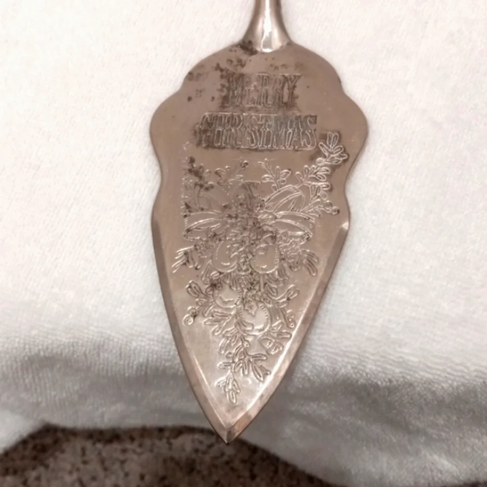 Silver plated Cake & Pie Server 